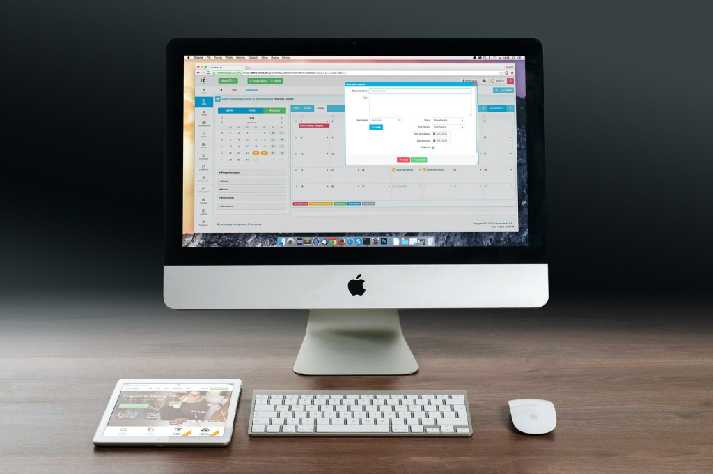 apple-606761_1920.png
